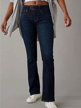 BNWT American Eagle Outfitters Next Level Stretch Dark Wash Kick Boot 28Wx32